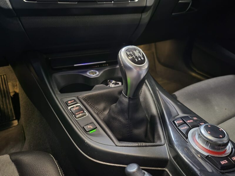 B.M.W. SERIE 1 118 d 143 cv XDRIVE URBAN LIFE / CARPLAY