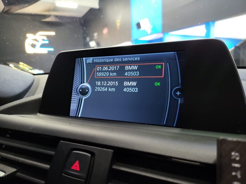 B.M.W. SERIE 1 118 d 143 cv XDRIVE URBAN LIFE / CARPLAY