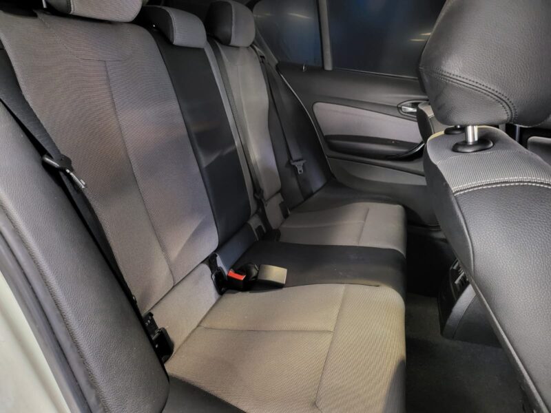 B.M.W. SERIE 1 118 d 143 cv XDRIVE URBAN LIFE / CARPLAY