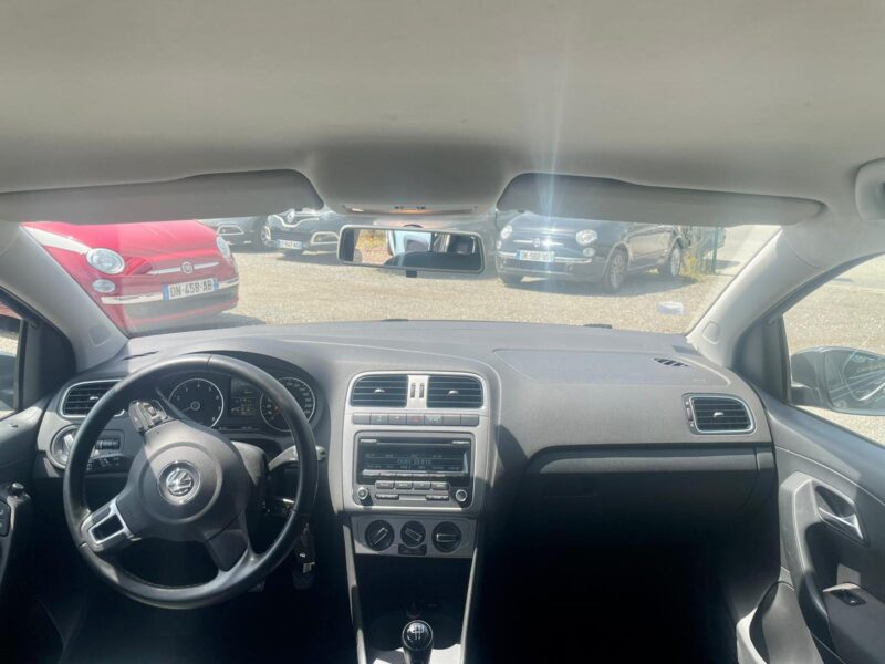 VOLKSWAGEN POLO V 2014