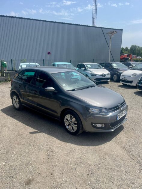 VOLKSWAGEN POLO V 2014