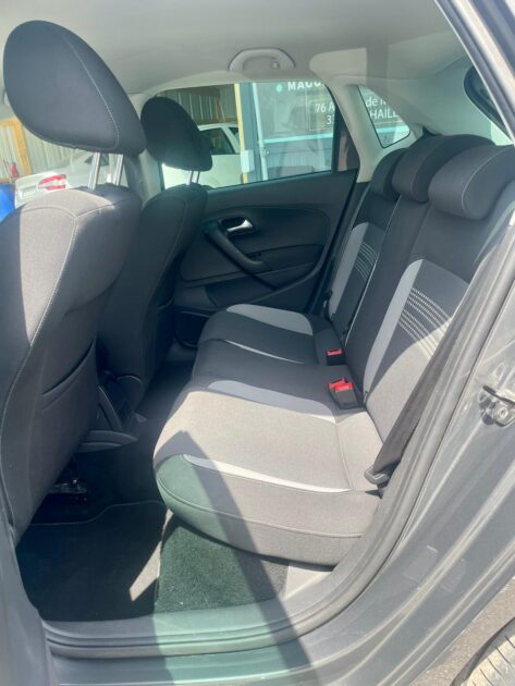 VOLKSWAGEN POLO V 2014