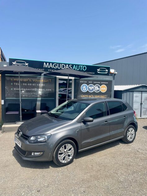 VOLKSWAGEN POLO V 2014