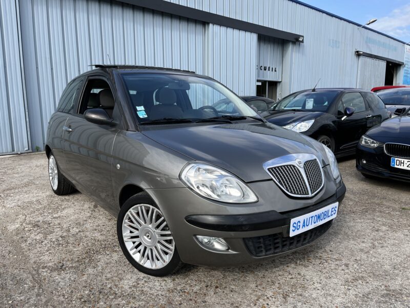LANCIA YPSILON 2006