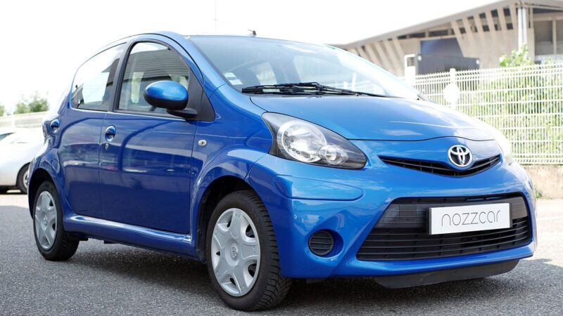 TOYOTA AYGO 1.0 VVT-I 68ch DYNAMIC 5P ESSENCE - CLIM