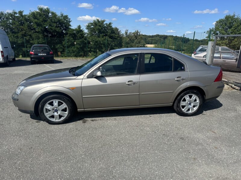 FORD MONDEO 2003