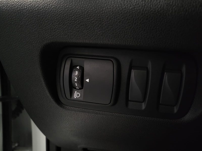 1.5 dCi 110cv INTENS / TOIT OUVRANT / CAMERA AR