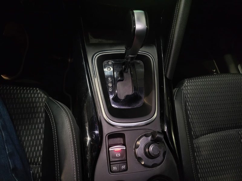 1.5 dCi 110cv INTENS / TOIT OUVRANT / CAMERA AR