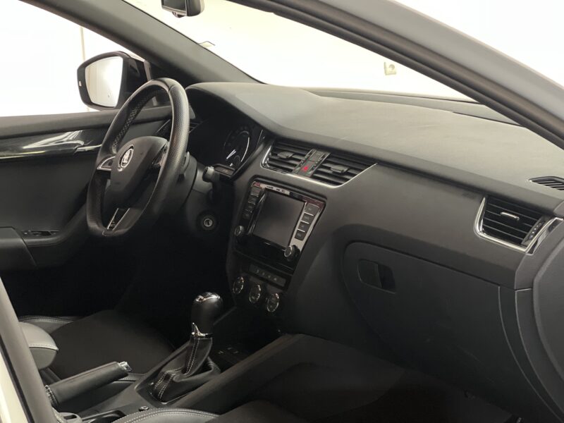 SKODA OCTAVIA III 2.0 TDI RS 4x4