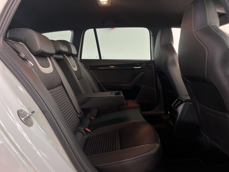 SKODA OCTAVIA III 2.0 TDI RS 4x4