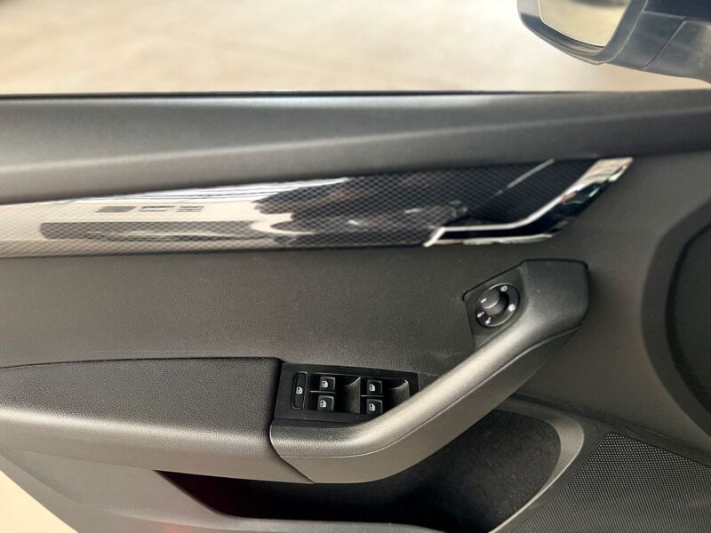 SKODA OCTAVIA III 2.0 TDI RS 4x4