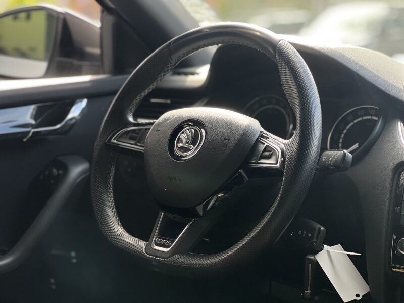 SKODA OCTAVIA III 2.0 TDI RS 4x4