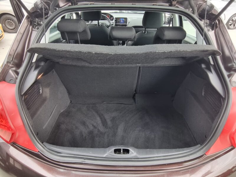 PEUGEOT 208 1.6 HDi 92 Active