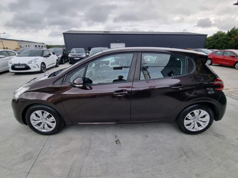 PEUGEOT 208 1.6 HDi 92 Active