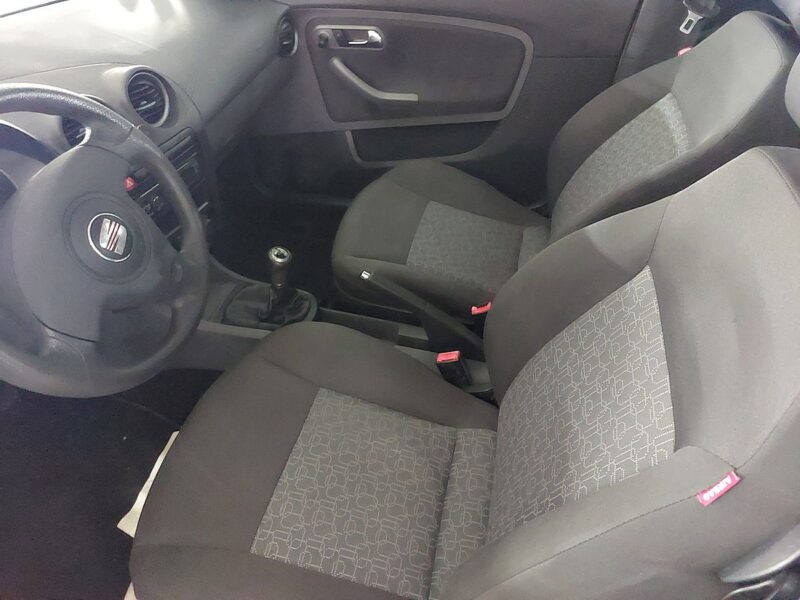 SEAT IBIZA III 2008 1.2 70 MOTEUR A CHAINE 84000 KM 