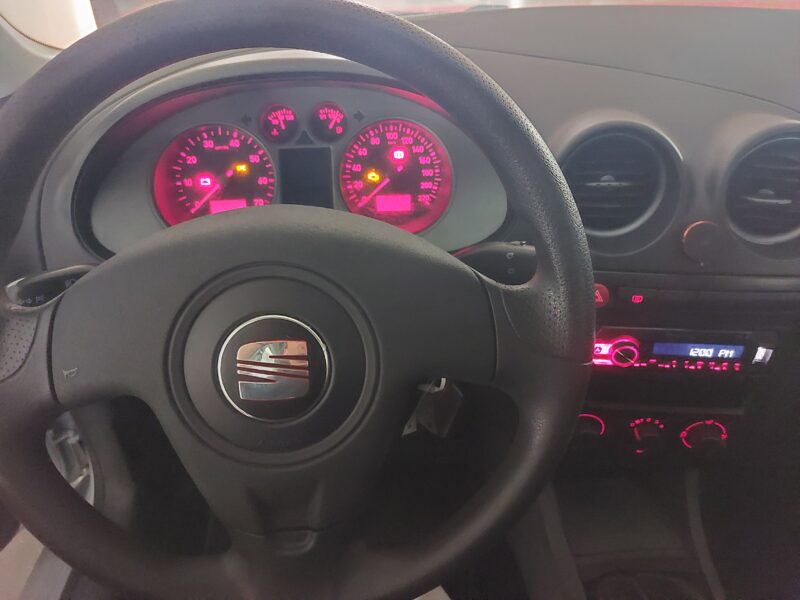 SEAT IBIZA III 2008 1.2 70 MOTEUR A CHAINE 84000 KM 