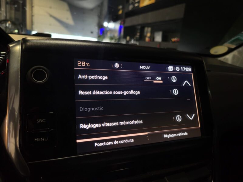 PEUGEOT 2008 1.6 BlueHDi 100cv Active Business ETG // APPLE CARPLAY/MIRROR LINK/GPS