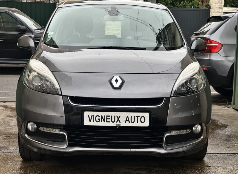 RENAULT SCÉNIC III 2013