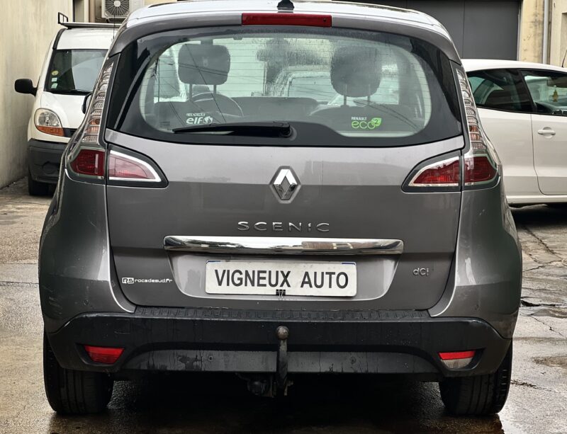 RENAULT SCÉNIC III 2013