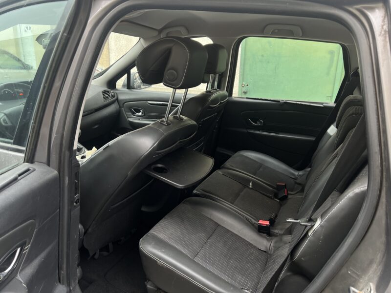 RENAULT SCÉNIC III 2013