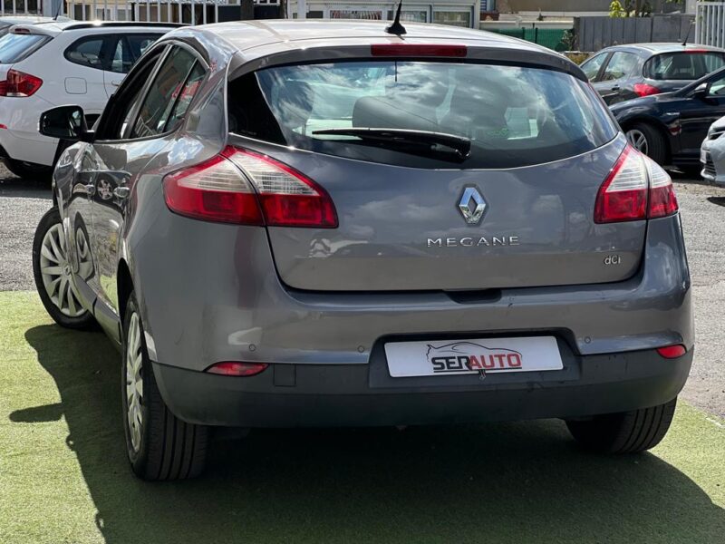 RENAULT MEGANE III 2010