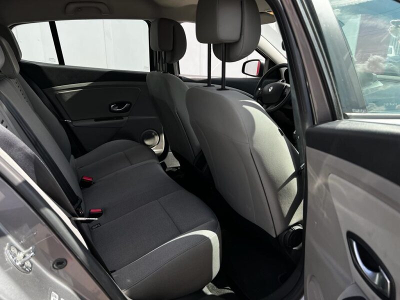 RENAULT MEGANE III 2010