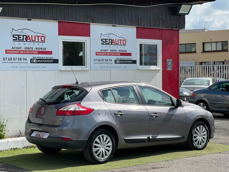 RENAULT MEGANE III 2010