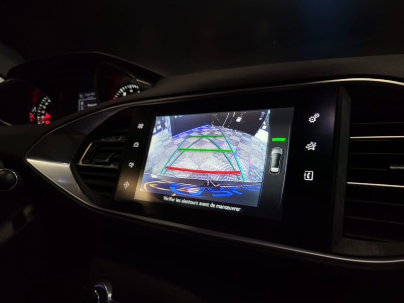 PEUGEOT 308 II 1.2 Puretech 130cv FELINE /TOIT PANO+CAMERA+GPS/