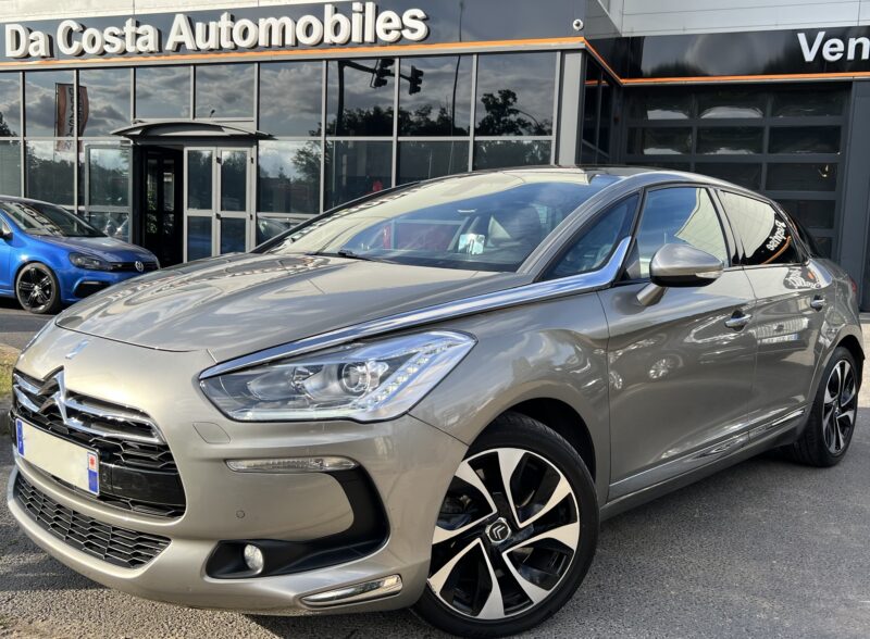 CITROEN DS5 2.0 HDI 163 Cv LUXE / TOIT PANO GPS CUIR CAMERA ATTELAGE - Garantie1an