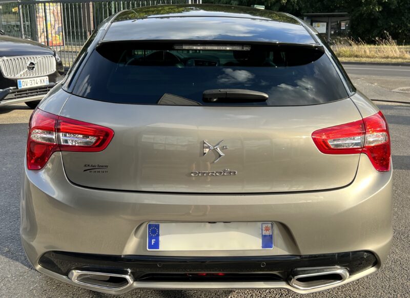 CITROEN DS5 2.0 HDI 163 Cv LUXE / TOIT PANO GPS CUIR CAMERA ATTELAGE - Garantie1an
