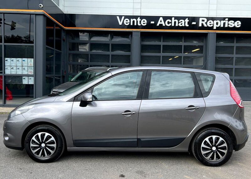 RENAULT SCENIC 3 III 1.6 110 CV BIO ETHANOL E85 / 1ERE MAIN ENTRETIEN COMPLET RENAULT - Garantie1an