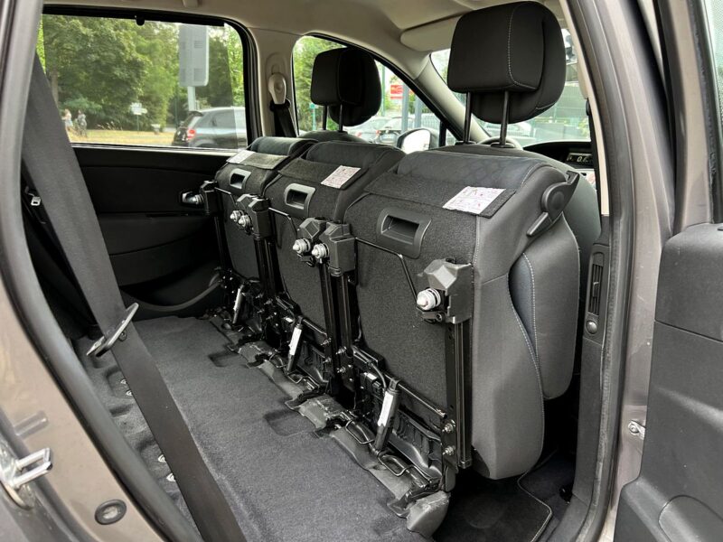 RENAULT SCENIC 3 III 1.6 110 CV BIO ETHANOL E85 / 1ERE MAIN ENTRETIEN COMPLET RENAULT - Garantie1an