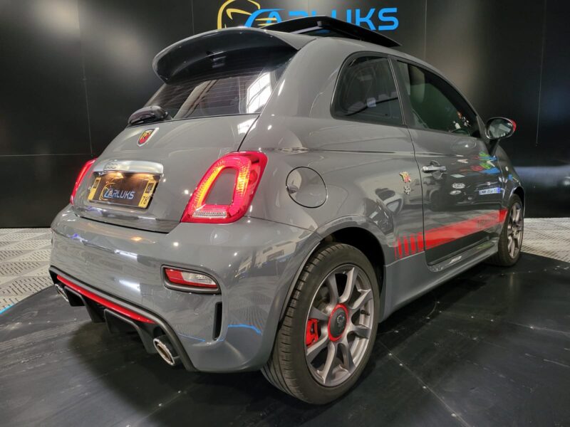 FIAT 500 ABARTH 595 1.4 T-JET 145cv BVM5 // TOIT OUVRANT/PHARE LED/SYSTEME UCONNECT
