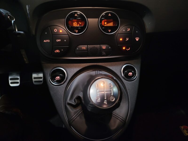 FIAT 500 ABARTH 595 1.4 T-JET 145cv BVM5 // TOIT OUVRANT/PHARE LED/SYSTEME UCONNECT