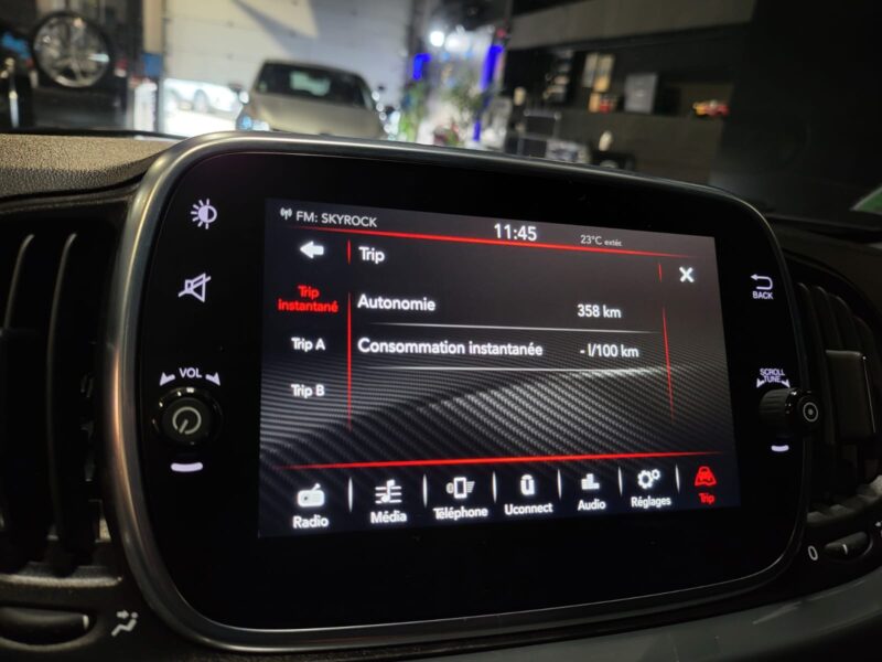 FIAT 500 ABARTH 595 1.4 T-JET 145cv BVM5 // TOIT OUVRANT/PHARE LED/SYSTEME UCONNECT