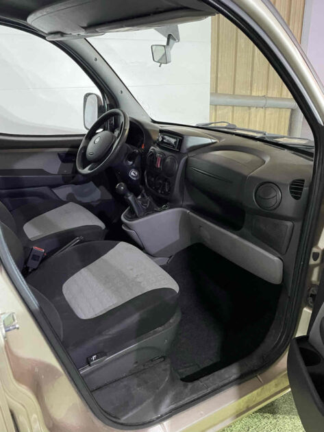 FIAT DOBLO Monospace 2008 1.9 105 cv