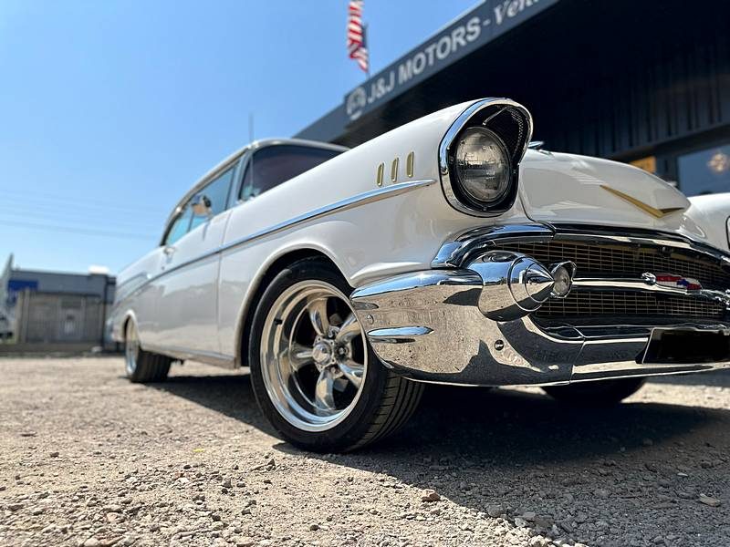 CHEVROLET BEL AIR V8 BVA 1957