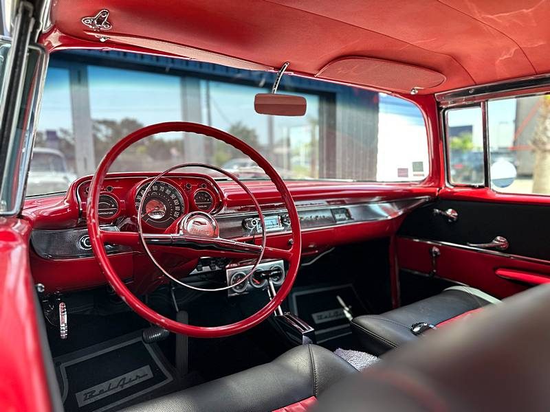 CHEVROLET BEL AIR V8 BVA 1957