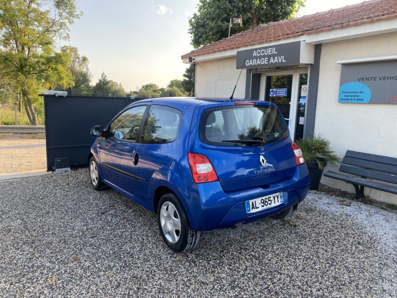 RENAULT TWINGO II 2007