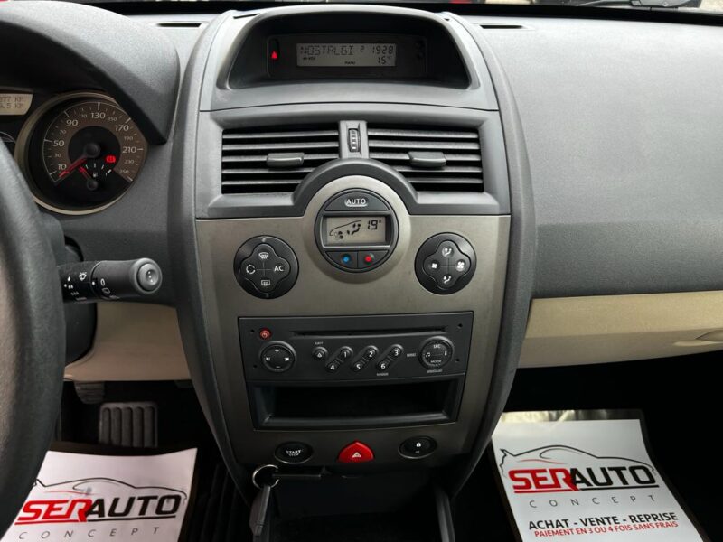 RENAULT MEGANE II 2006