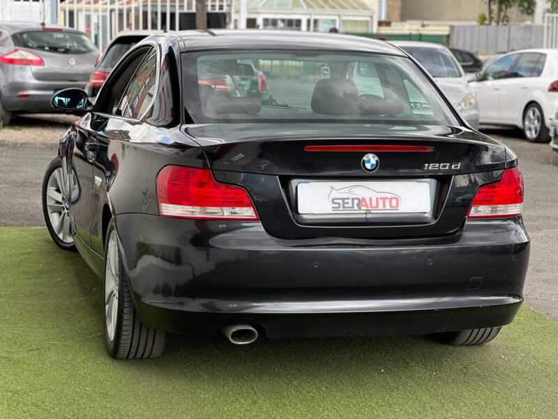 B.M.W. SERIE 1 E82 2009