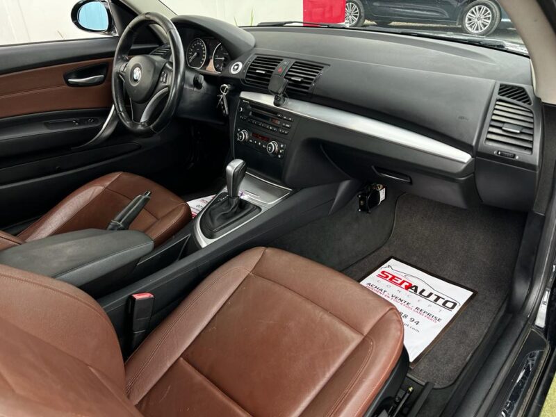 B.M.W. SERIE 1 E82 2009