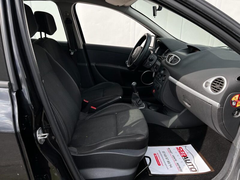 RENAULT CLIO III 2010
