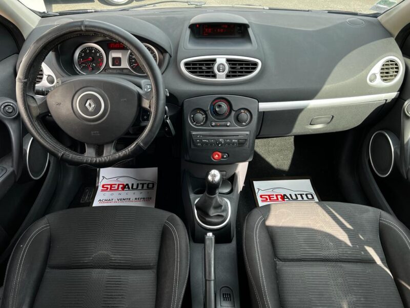 RENAULT CLIO III 2010