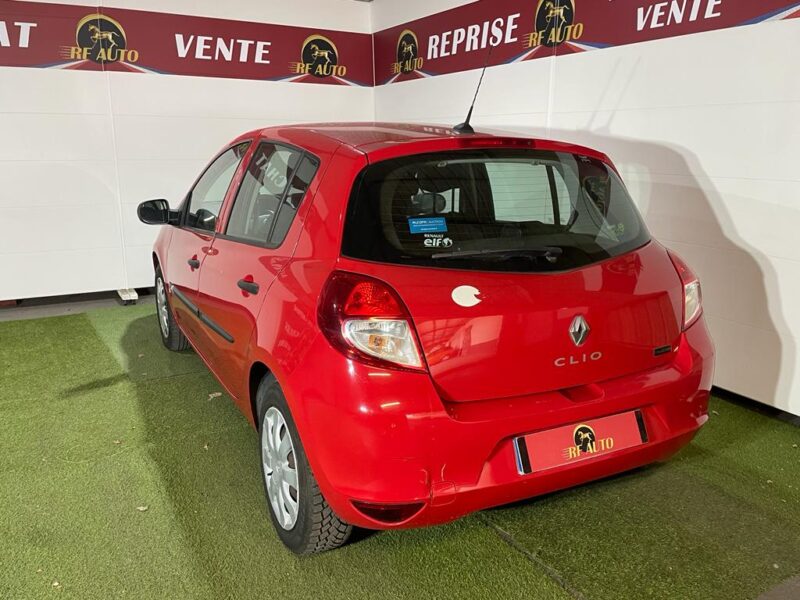 RENAULT CLIO III 2012