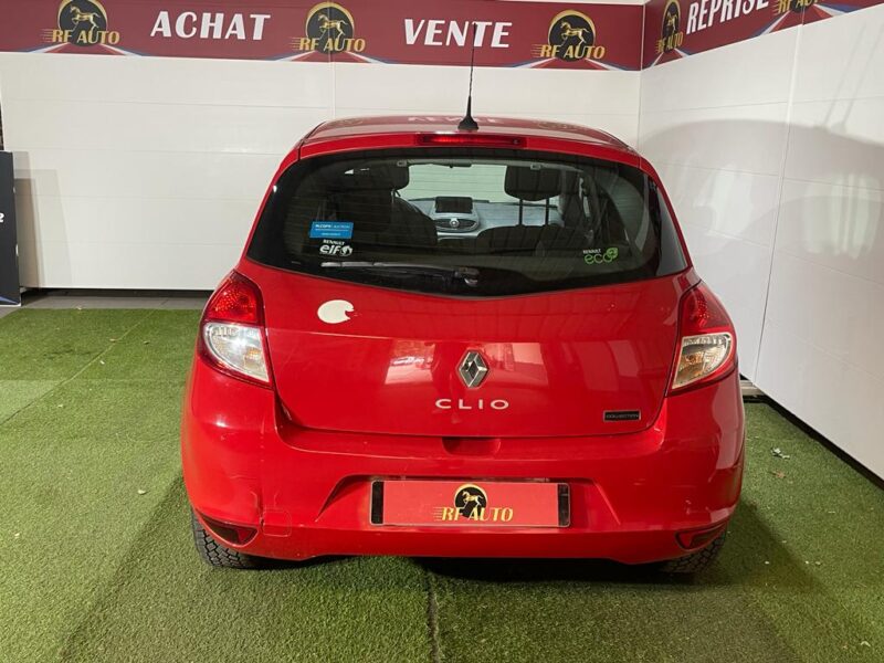 RENAULT CLIO III 2012