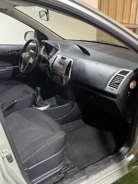 HYUNDAI i20 I 2010