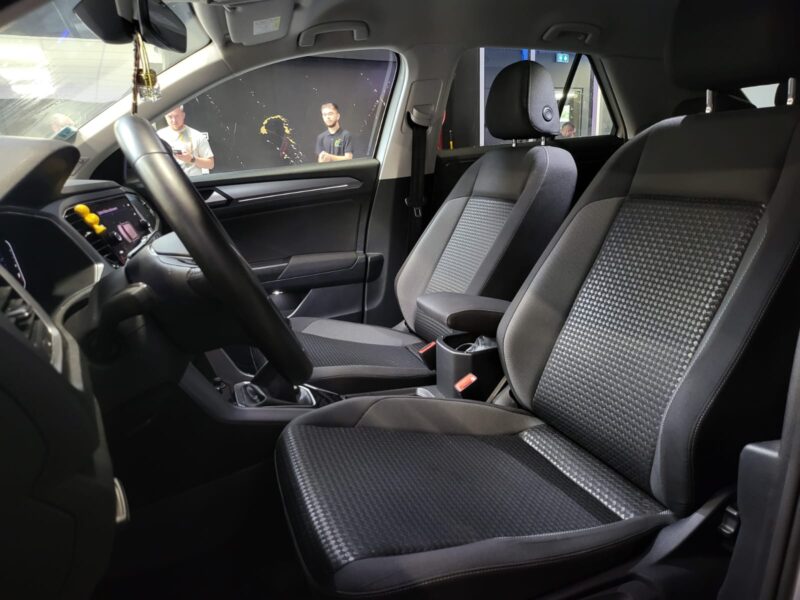 VOLKSWAGEN T-ROC 1.0 TSI 110CH ACTIVE / VIRTUAL COCKPIT + APPLE CARPLAY + CAMERA + FULL LED