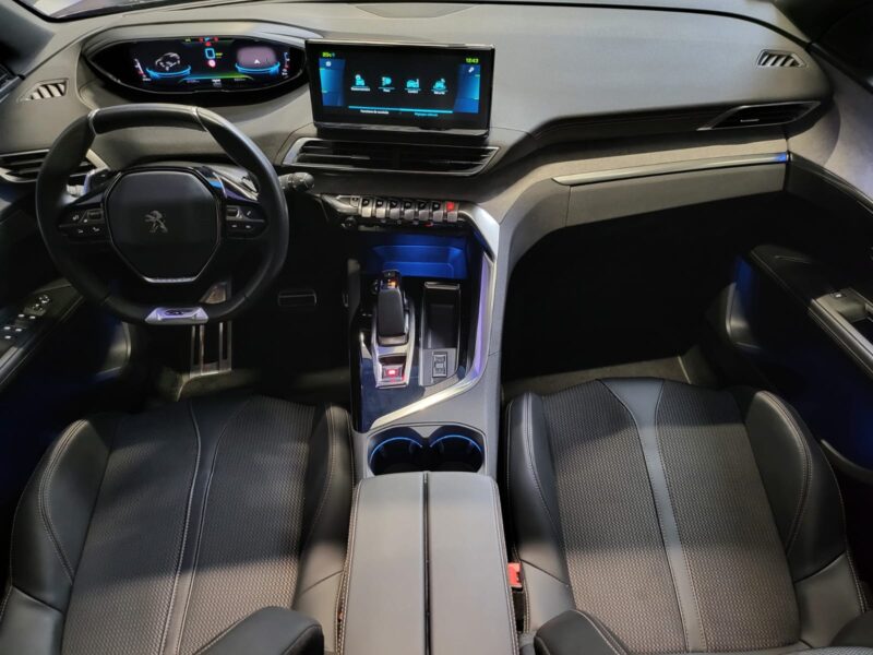 PEUGEOT 3008 HYbrid H4 225cv GT PACK / PACK CITY II 1ER MAIN TOIT OUVRANT / CARPLAY