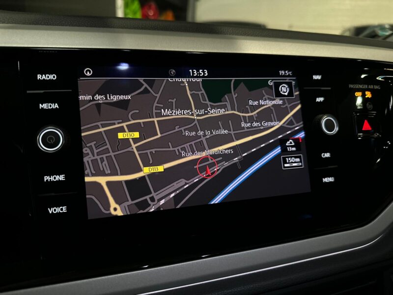 VOLKSWAGEN POLO VI 1.0 TSI 95cv Finition CARAT Siege chauffants , Applecarplay , GPS